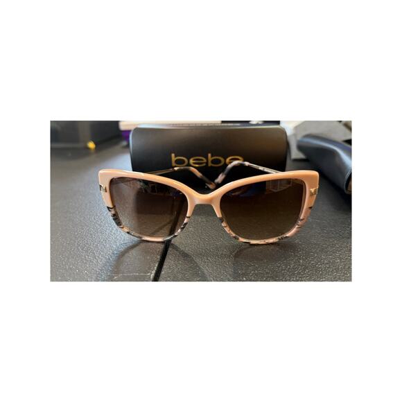 Bebe Square Taupe/ Animal Print Cat-Eye Sunglasses w/ Gradient Lens - BB7237-230 - Picture 3 of 3
